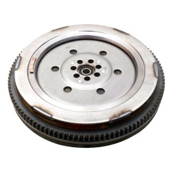 VOLANT MOTEUR POUR IVECO DAILY 06