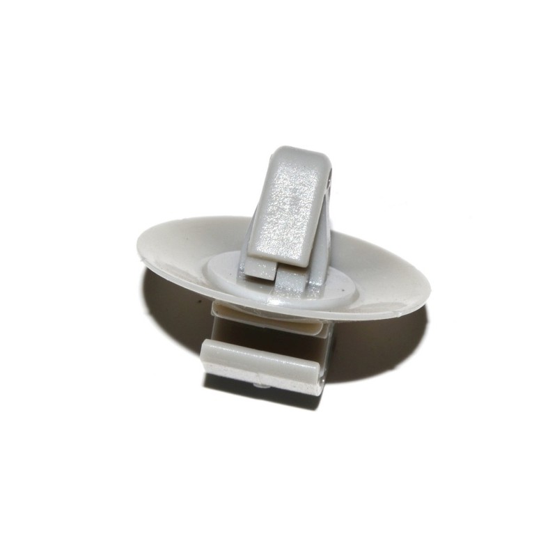 CLIP DE FIXATION MOULAGE POUR IVECO DAILY 06