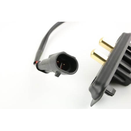 CONTACTEUR DE PORTE POUR IVECO DAILY 06