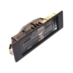 FEU DE PLAQUE D`IMMATRICULTION POUR IVECO DAILY 14