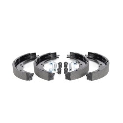 JEU DE MÂCHOIRES DE FREIN POUR MERCEDES SPRINTER 06