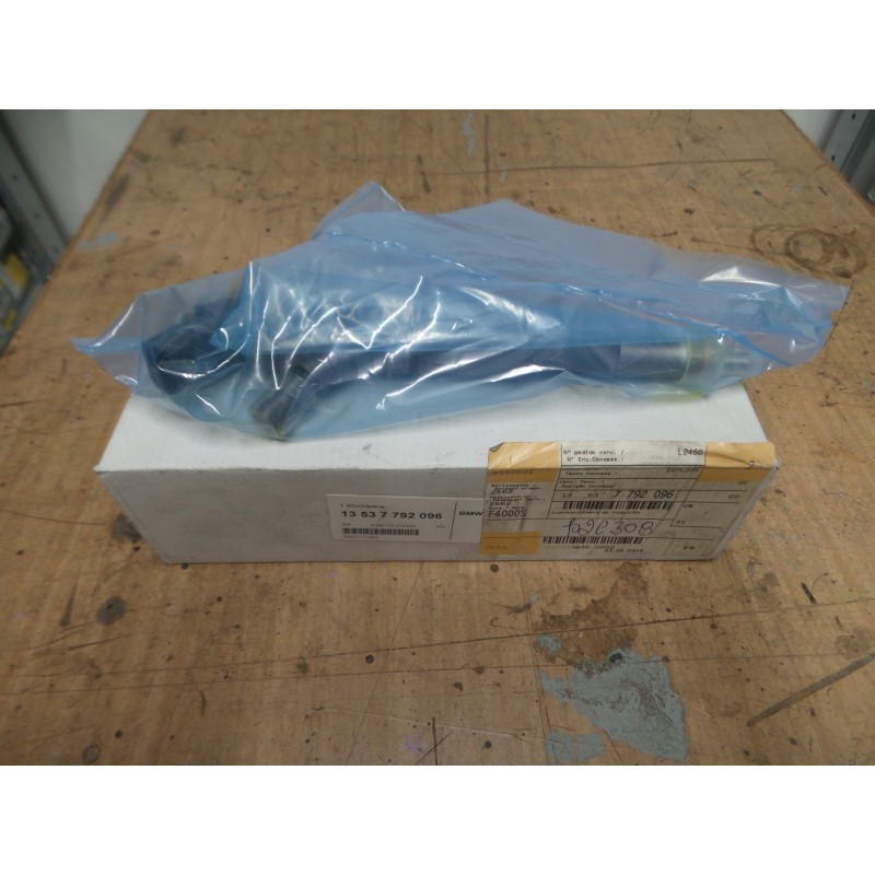 Pièce pour BMW - Injector 13537792096