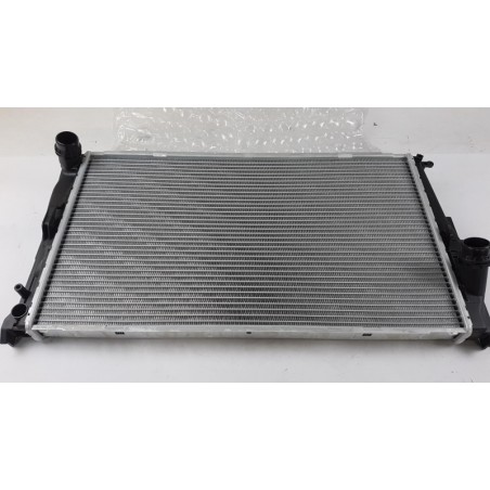 Pièce pour BMW - Radiator, Engine Cooling 17117788903