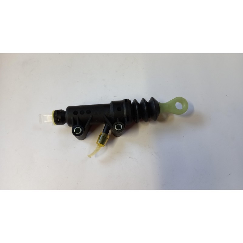 Pièce pour BMW - Master Cylinder, Clutch 21526774078
