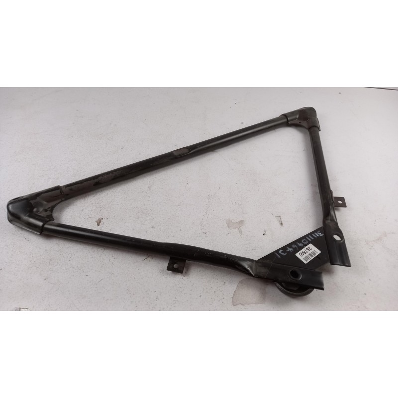 Pièce pour BMW - Cross Member 31111096431