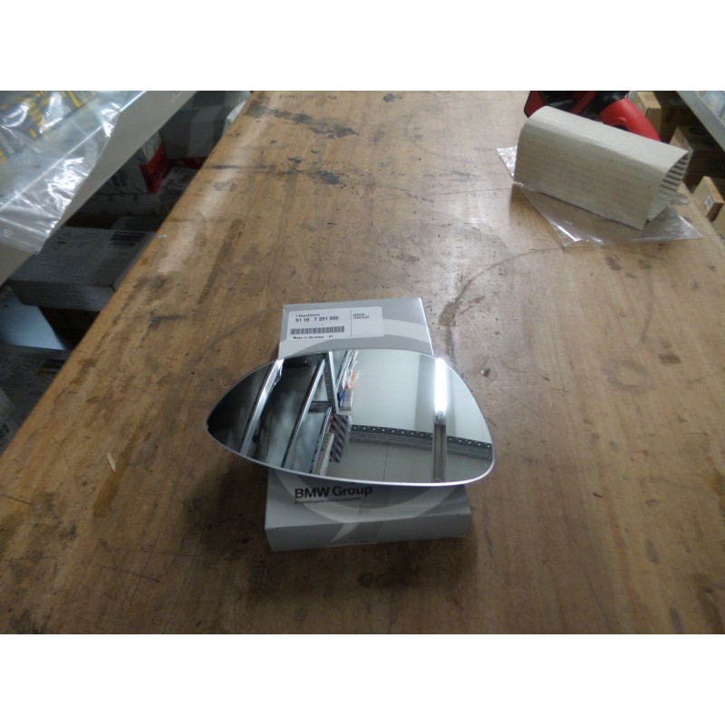 Pièce pour BMW - Mirror Glass, Outside Mirror 51167251686