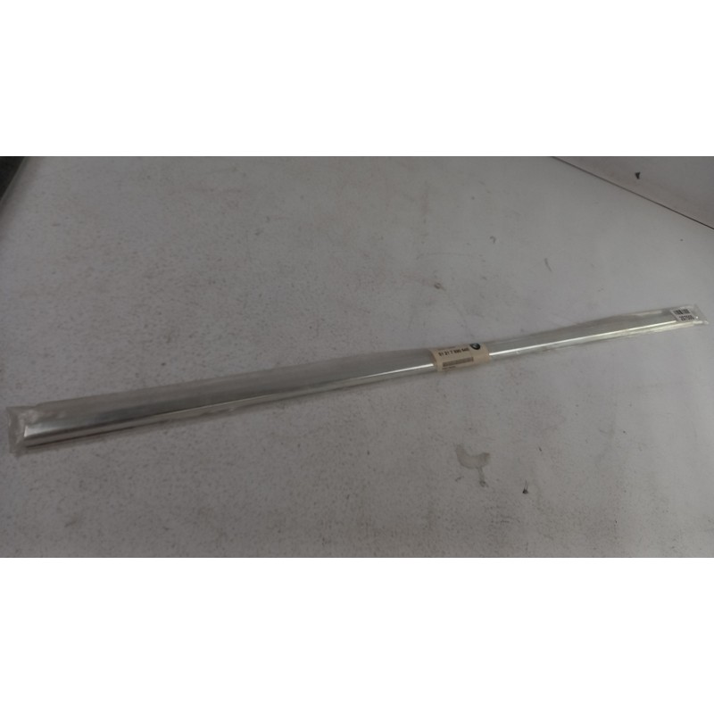 Pièce pour BMW - Seal, Door Window 51217890645