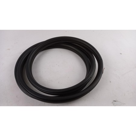 Pièce pour BMW - Seal, Door Window 51337320394