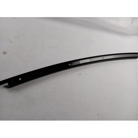 Pièce pour BMW - Window Guide 51357429392