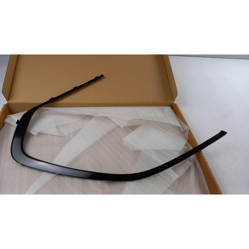 Pièce pour BMW - Seal, Side Window 51367163071