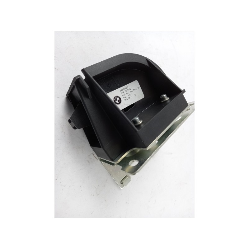 Pièce pour BMW - Bracket 51477325723