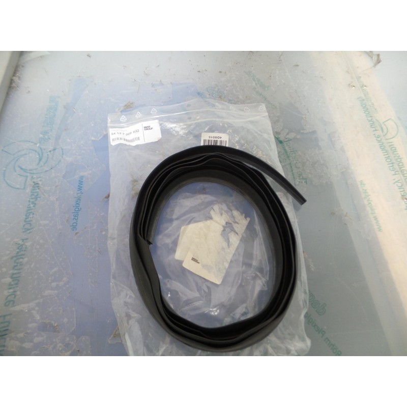Pièce pour BMW - Seal, Folding Roof 54137069632