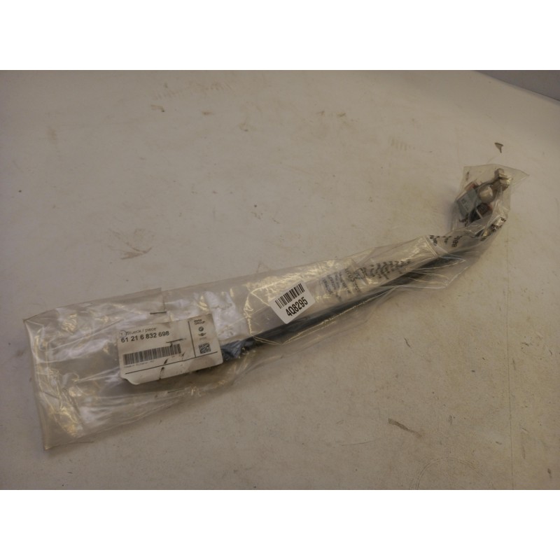 Pièce pour BMW - Cable Connector 61216832698