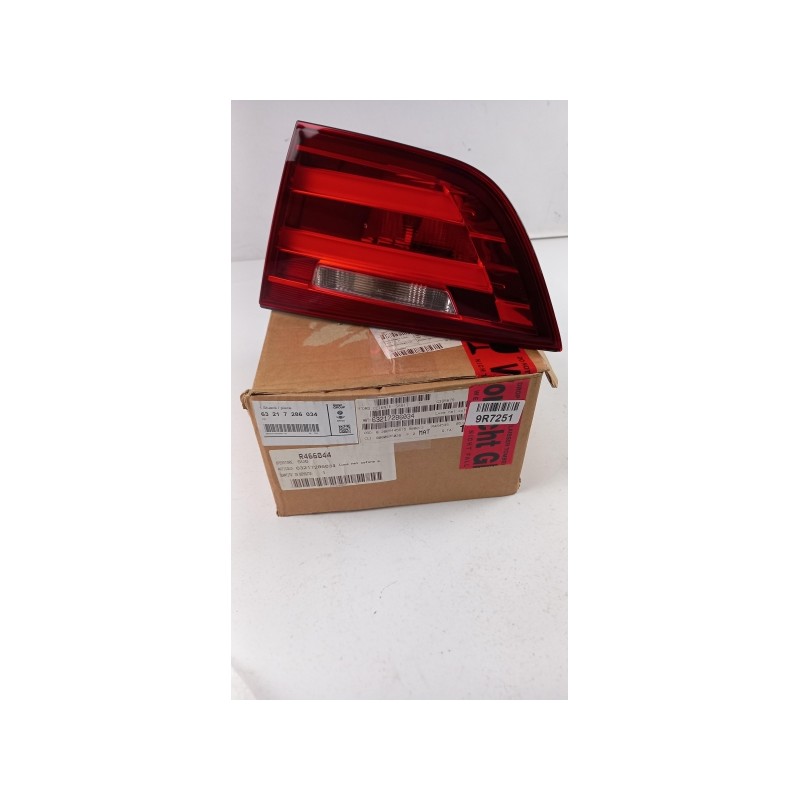 Pièce pour BMW - Combination Rearlight 63217286034