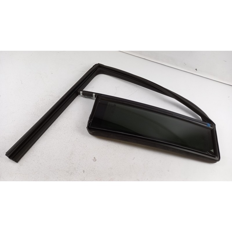 Pièce pour CHEVROLET - Window Guide 85170137