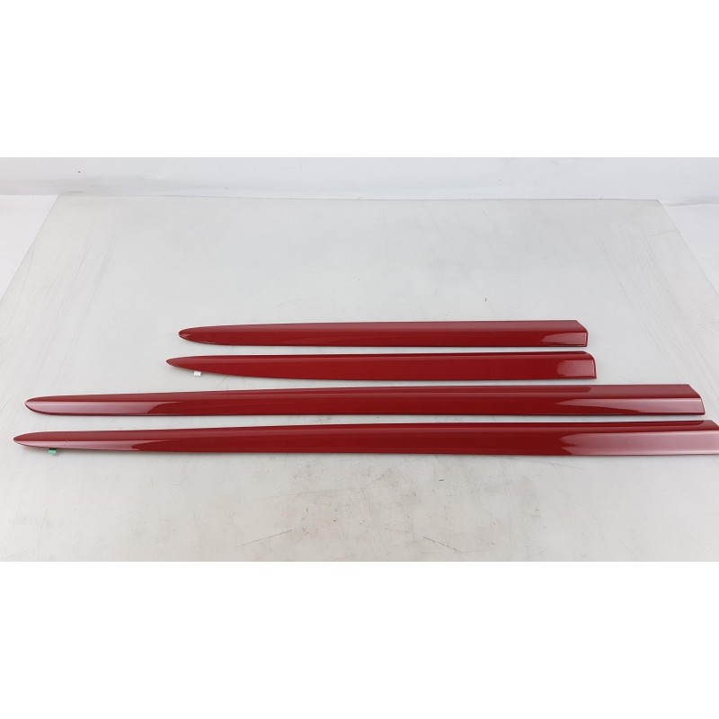 Pièce pour FIAT GROUP - Trim/Protective Strip Set 50903548