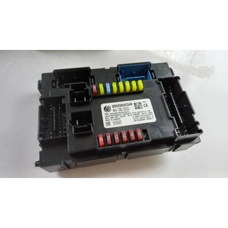 Pièce pour FIAT GROUP - Fuse Box 52084234