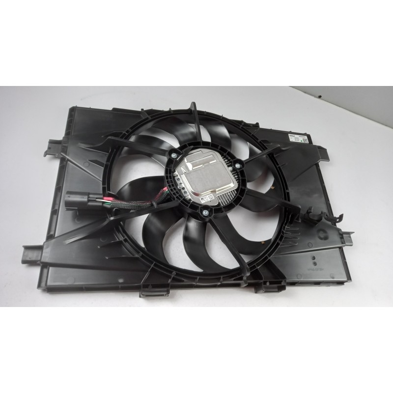 Pièce pour FIAT GROUP - Fan, Radiator 52200310