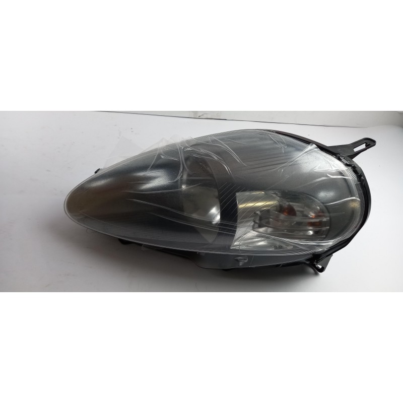 Pièce pour FIAT GROUP - Headlight 6001071553