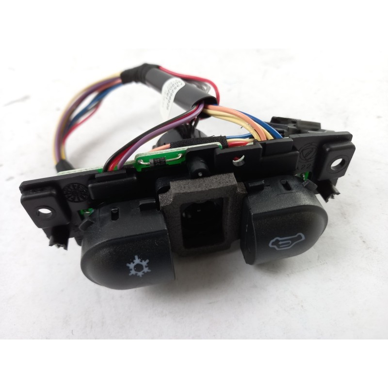 Pièce pour FIAT GROUP - Plug Housing 735256525