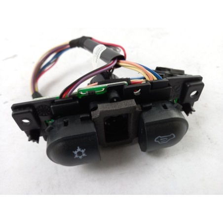 Pièce pour FIAT GROUP - Plug Housing 735256525