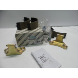 Pièce pour FIAT GROUP - Brake Shoe Set, Parking Brake 77363479