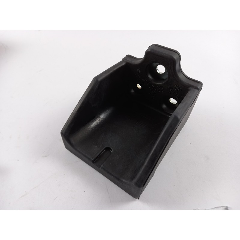 Pièce pour FIAT GROUP - Covering 82446000