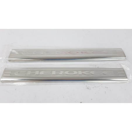 Pièce pour FIAT GROUP - Sill Trim Set K82214008AB