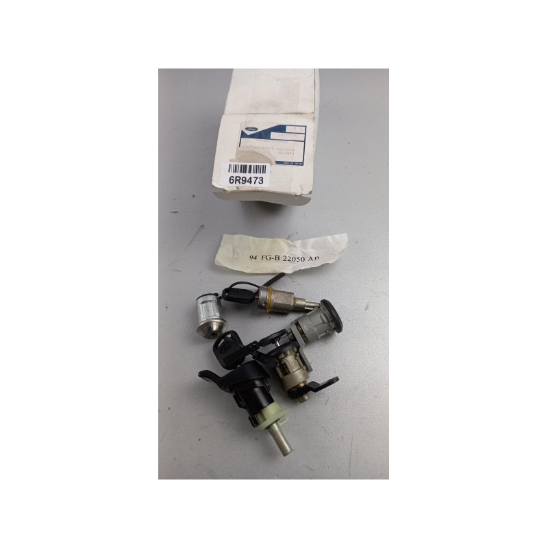 Pièce pour FORD - Lock Cylinder Kit 1012755