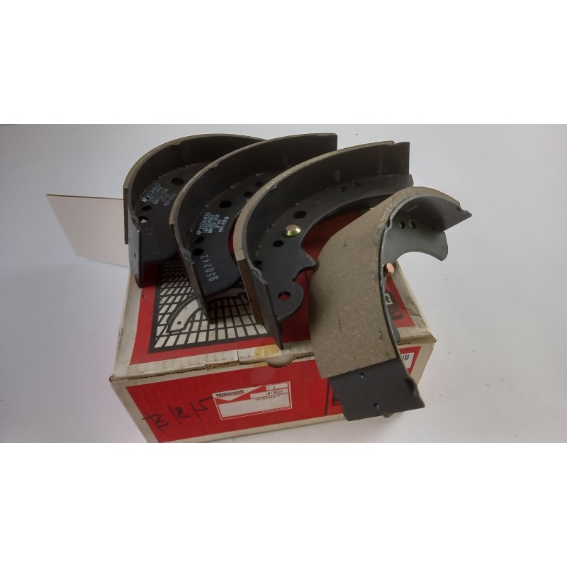 Pièce pour FORD - Brake Shoe Set 1013623