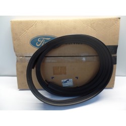 Pièce pour FORD - Door Seal 1018518
