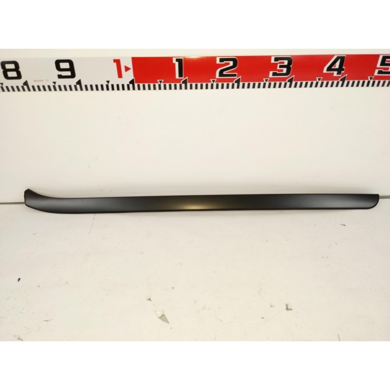 Pièce pour FORD - Seal, Windscreen 1036445