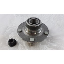Pièce pour FORD - Wheel Hub 1377910