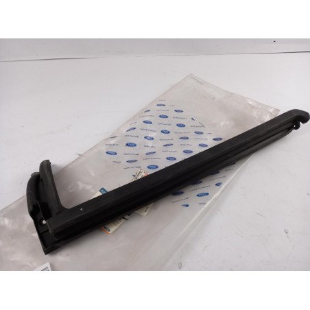 Pièce pour FORD - Seal, Folding Roof 1544595