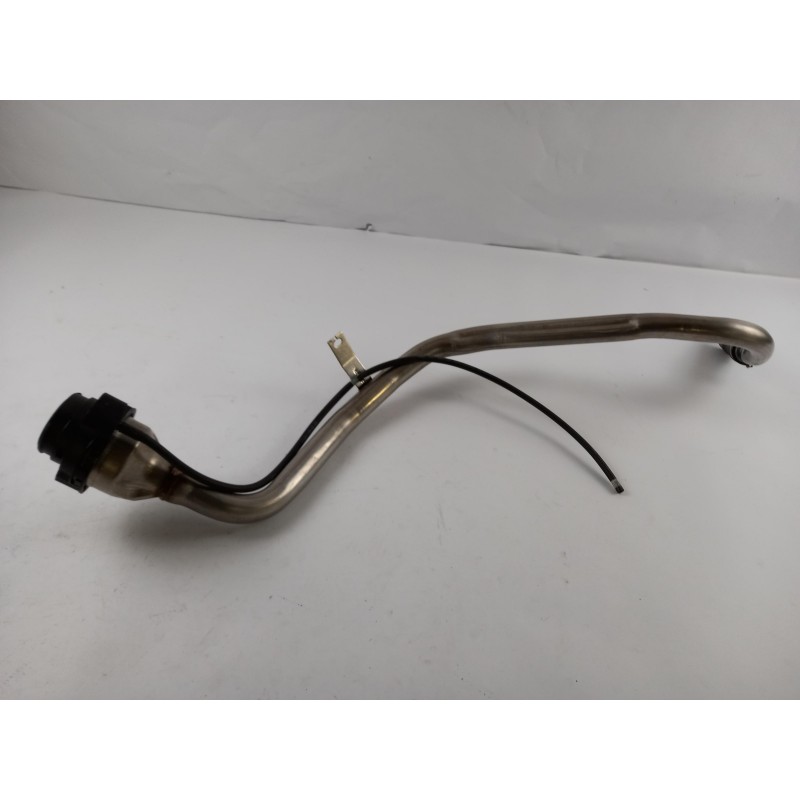 Pièce pour FORD - Fuel Filler Neck 1580151