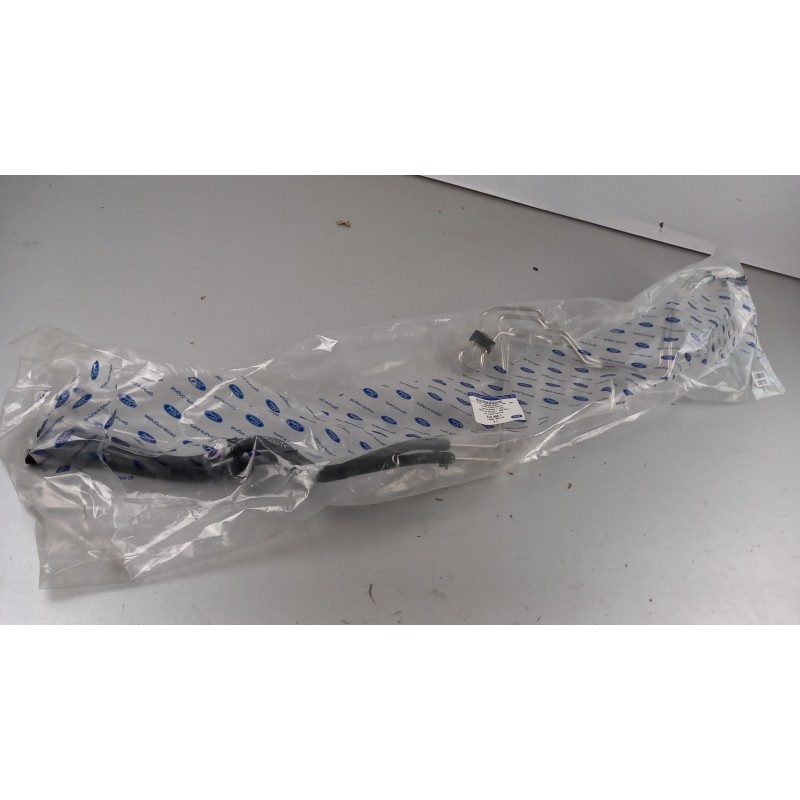 Pièce pour FORD - Hose, Air Supply 1698612