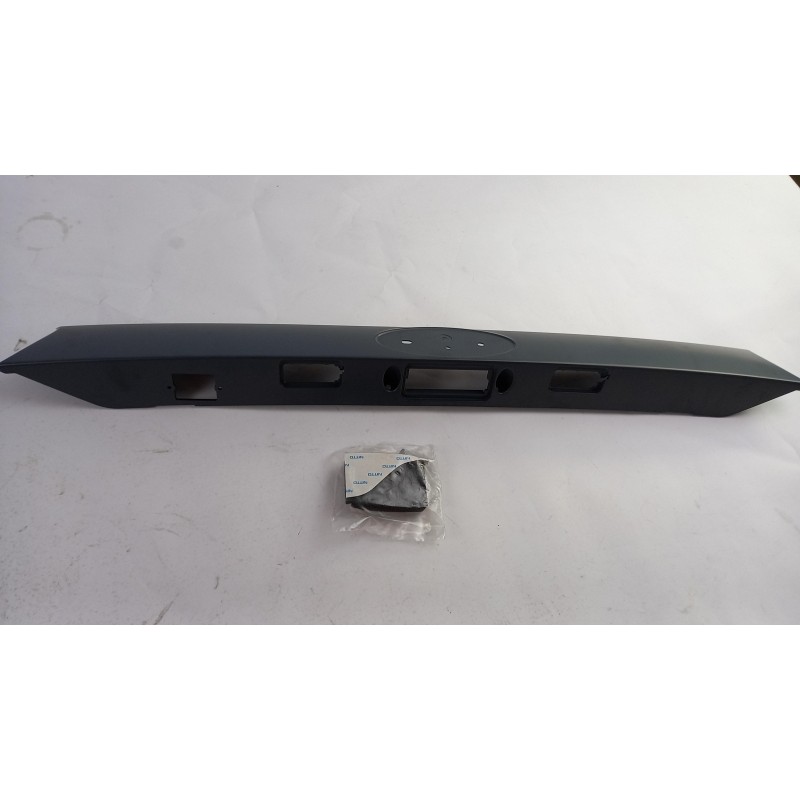 Pièce pour FORD - Trim, Luggage Compartment 1745631