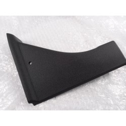 Pièce pour FORD - Pillar Trim 1881701