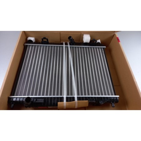 Pièce pour FORD - Radiator, Engine Cooling 1897436