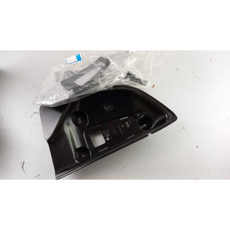 Pièce pour FORD - Handle, Tailgate Realease 1946796