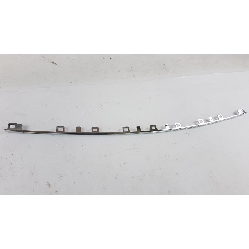 Pièce pour FORD - Trim/Protective Strip, Bumper 2008858