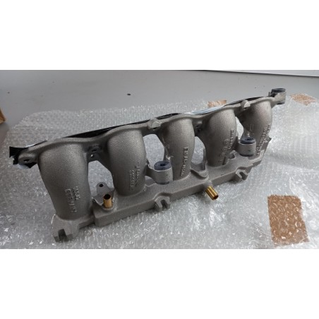 Pièce pour FORD - Intake Manifold 2018386