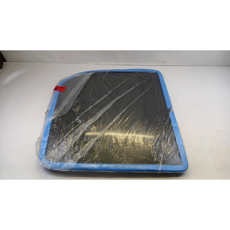 Pièce pour FORD - Door Window 2042102