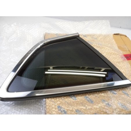 Pièce pour FORD - Side Window 2138957
