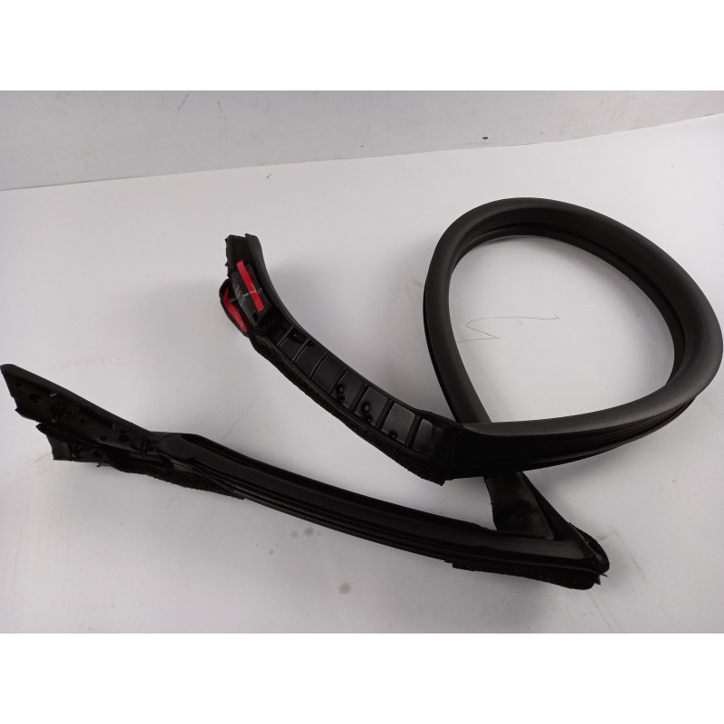 Pièce pour FORD - Window Guide 2164029
