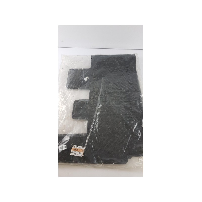 Pièce pour FORD - Floor Mat 2209395