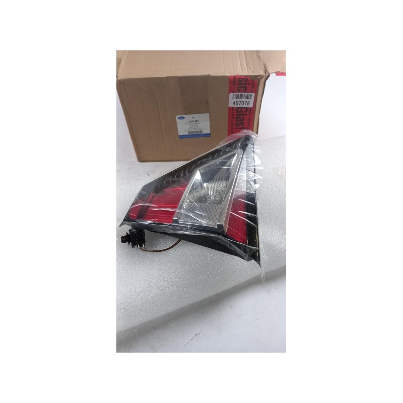 Pièce pour FORD - Combination Rearlight 2247367