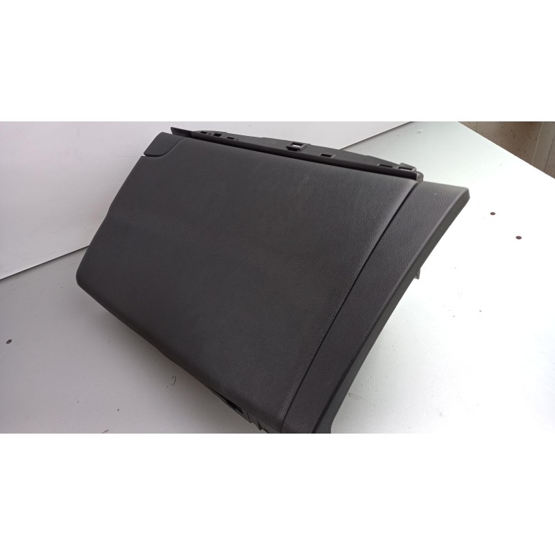 Pièce pour FORD - Glove Box 2278730
