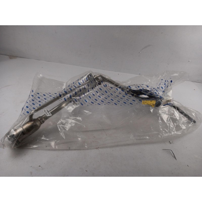 Pièce pour FORD - Fuel Filler Neck 2308050