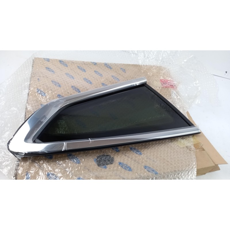 Pièce pour FORD - Side Window 2399381